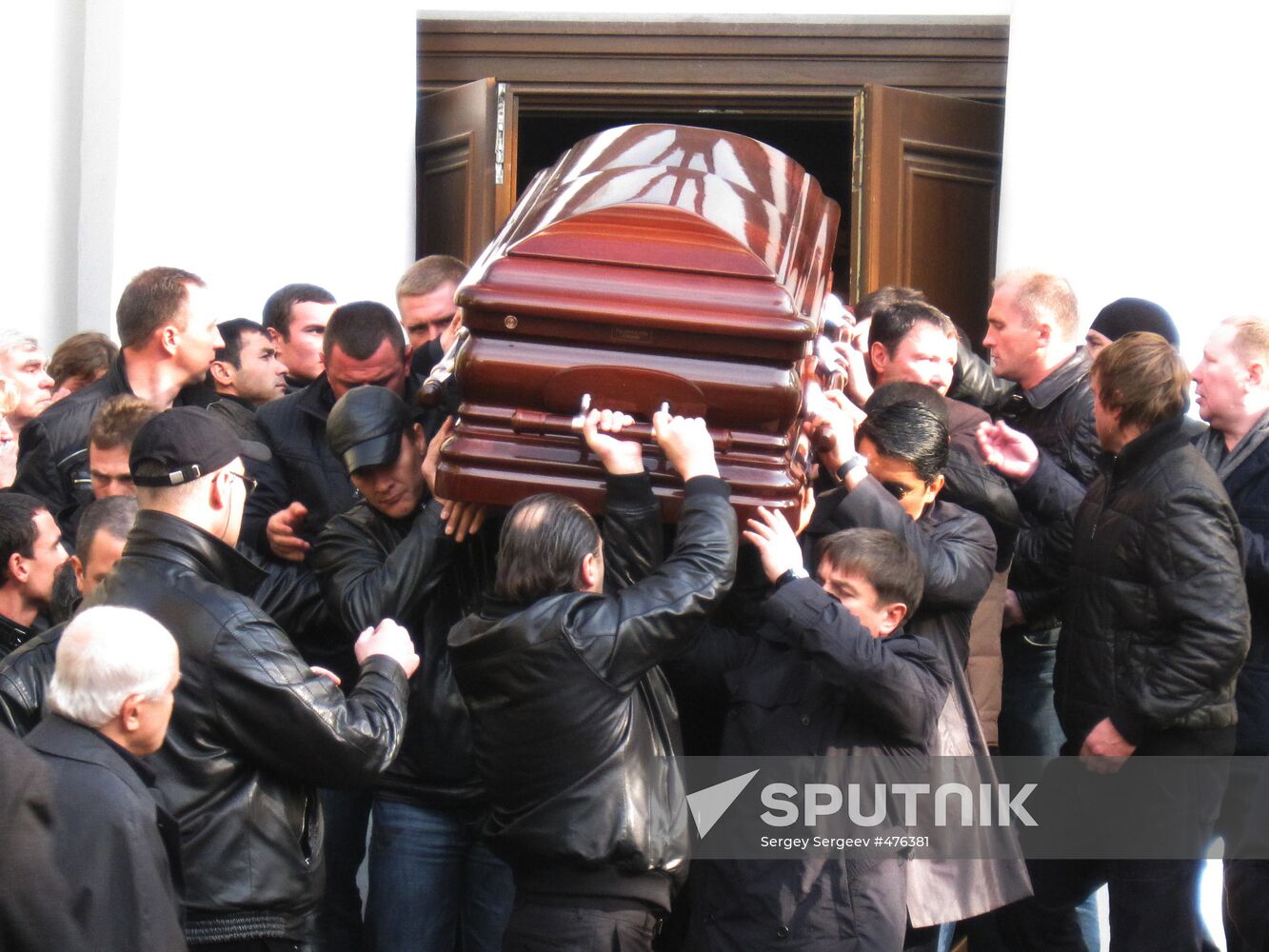 Entrepreneur Vyacheslav Ivankov (Yaponchik) buried in Moscow