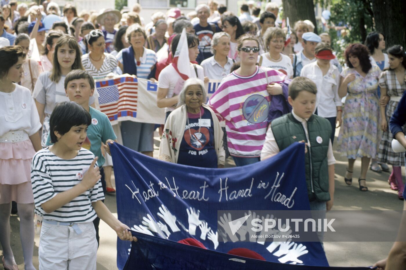 Grandmothers for Peace movement in Moscow