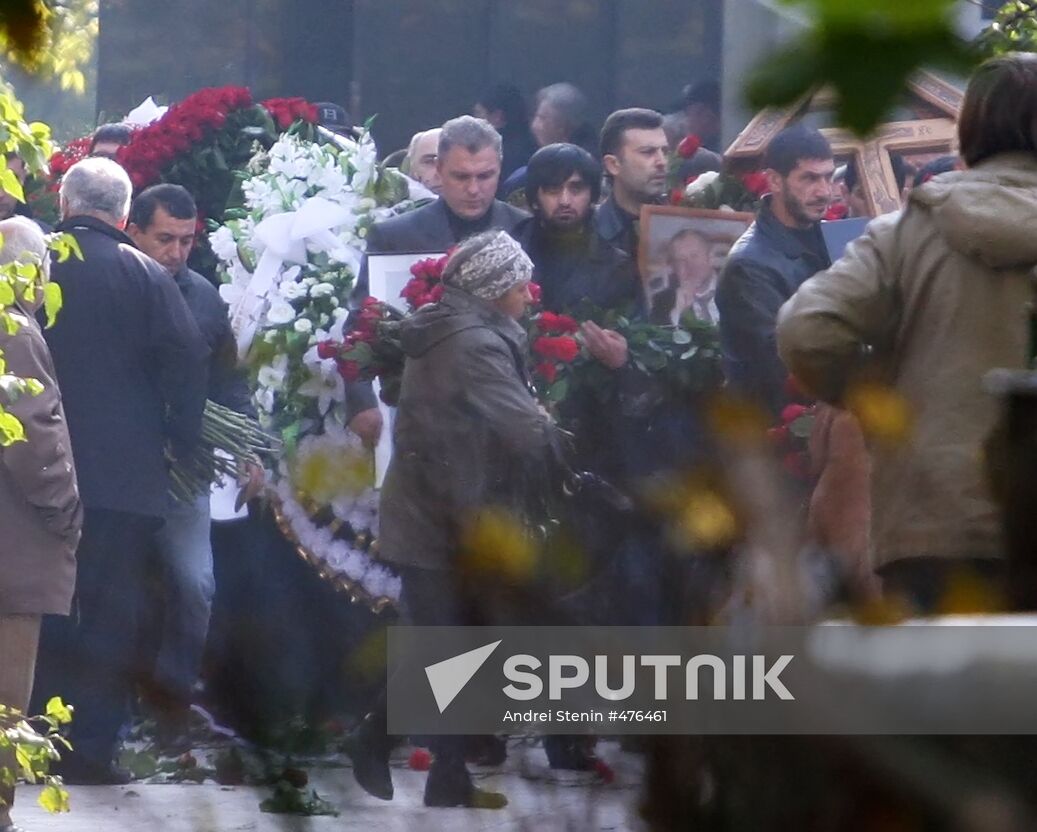 Entrepreneur Vyacheslav Ivankov (Yaponchik) buried in Moscow