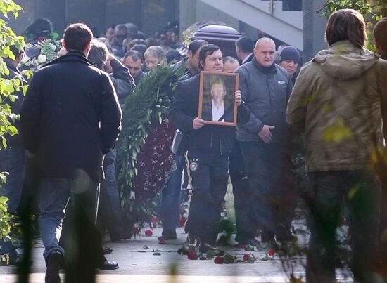 Entrepreneur Vyacheslav Ivankov (Yaponchik) buried in Moscow