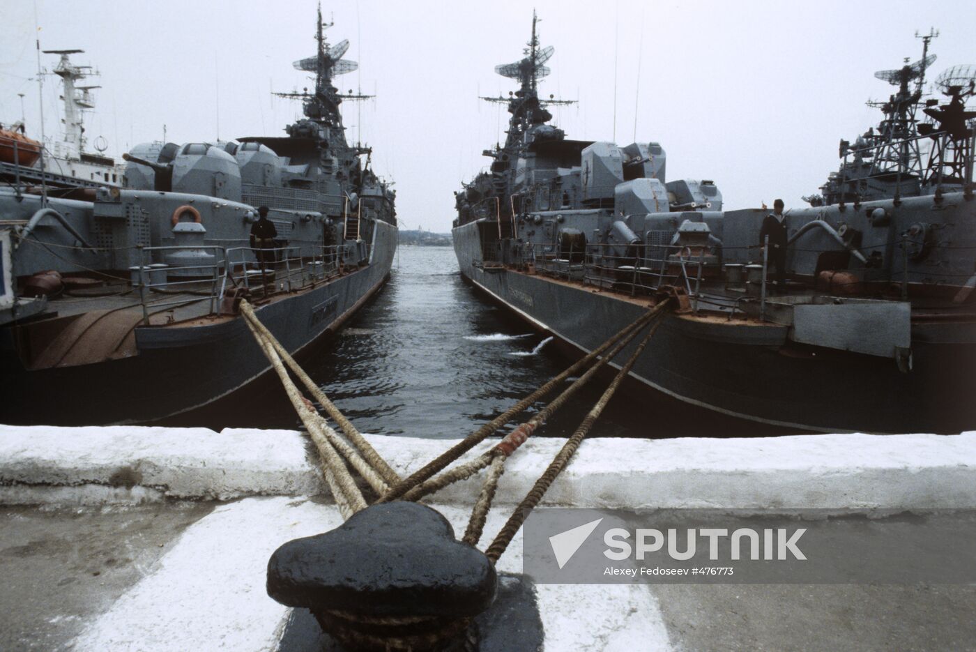Escort ships