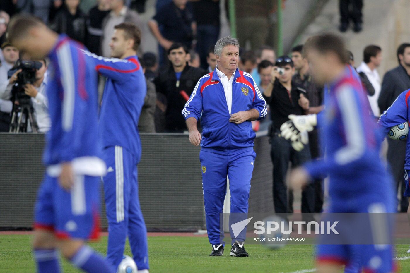 Russian Football Team holds open training session