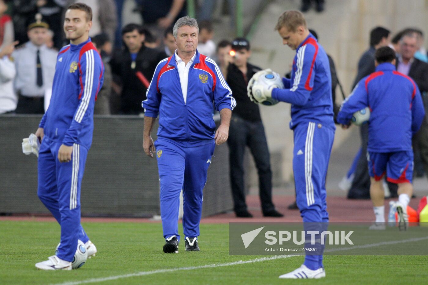 Russian Football Team holds open training session