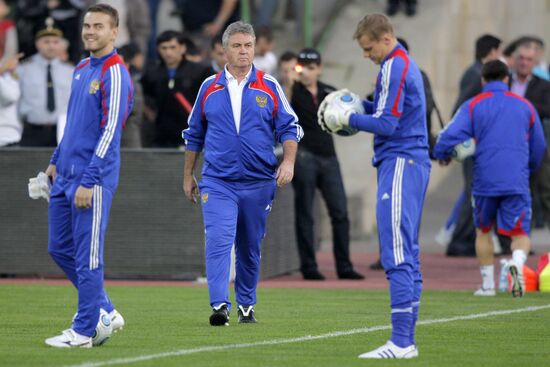 Russian Football Team holds open training session