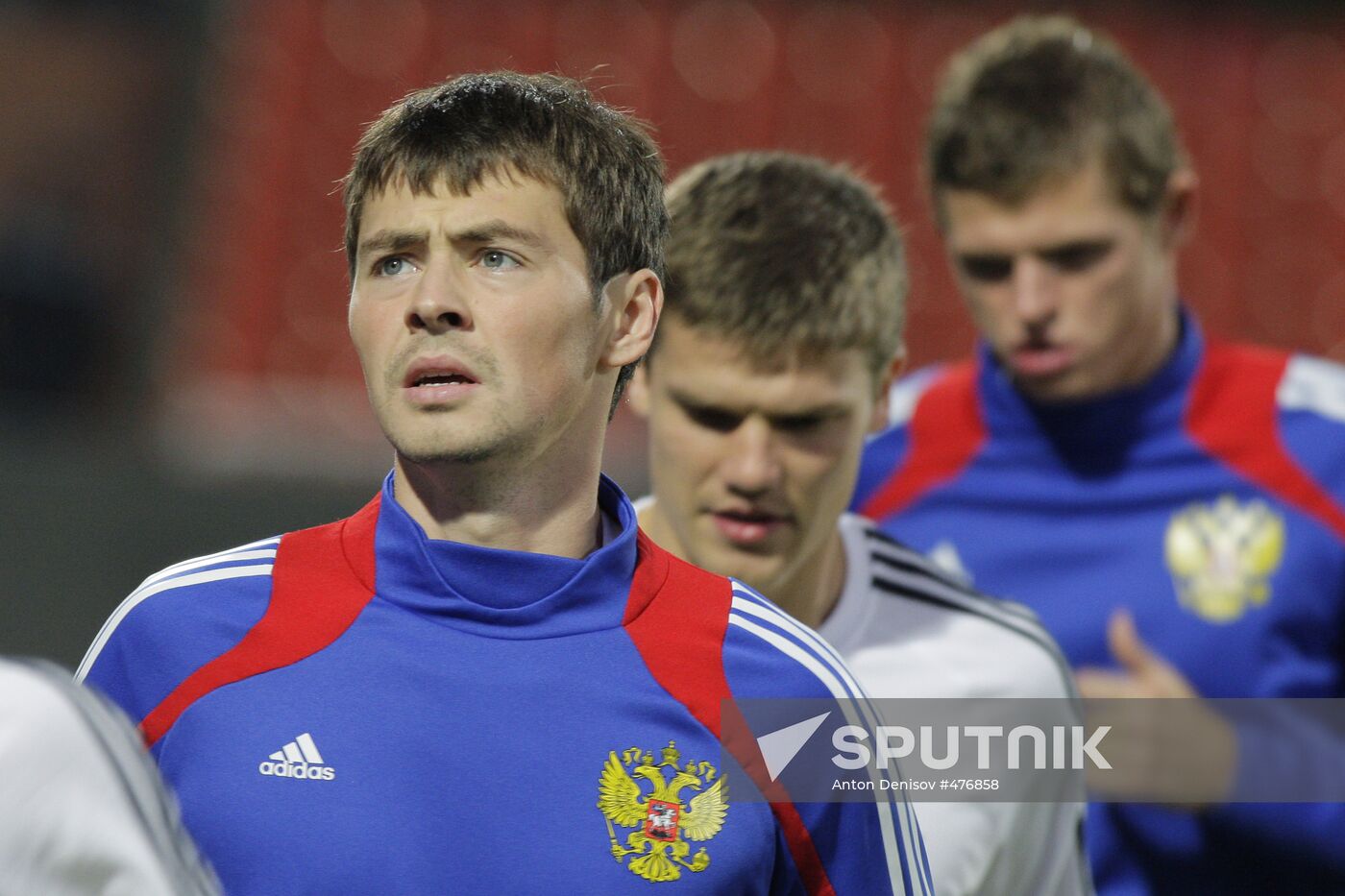 Russian Football Team holds open training session