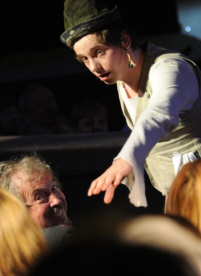 Gala show of the Second World Fools Congress