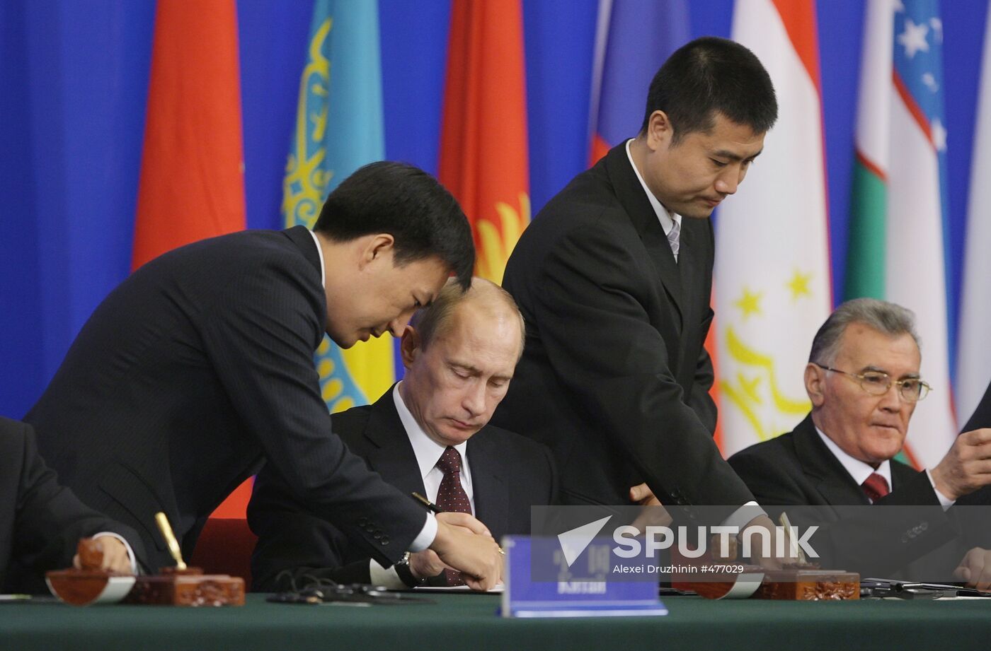 Vladimir Putin's visit to China, October 14, 2009