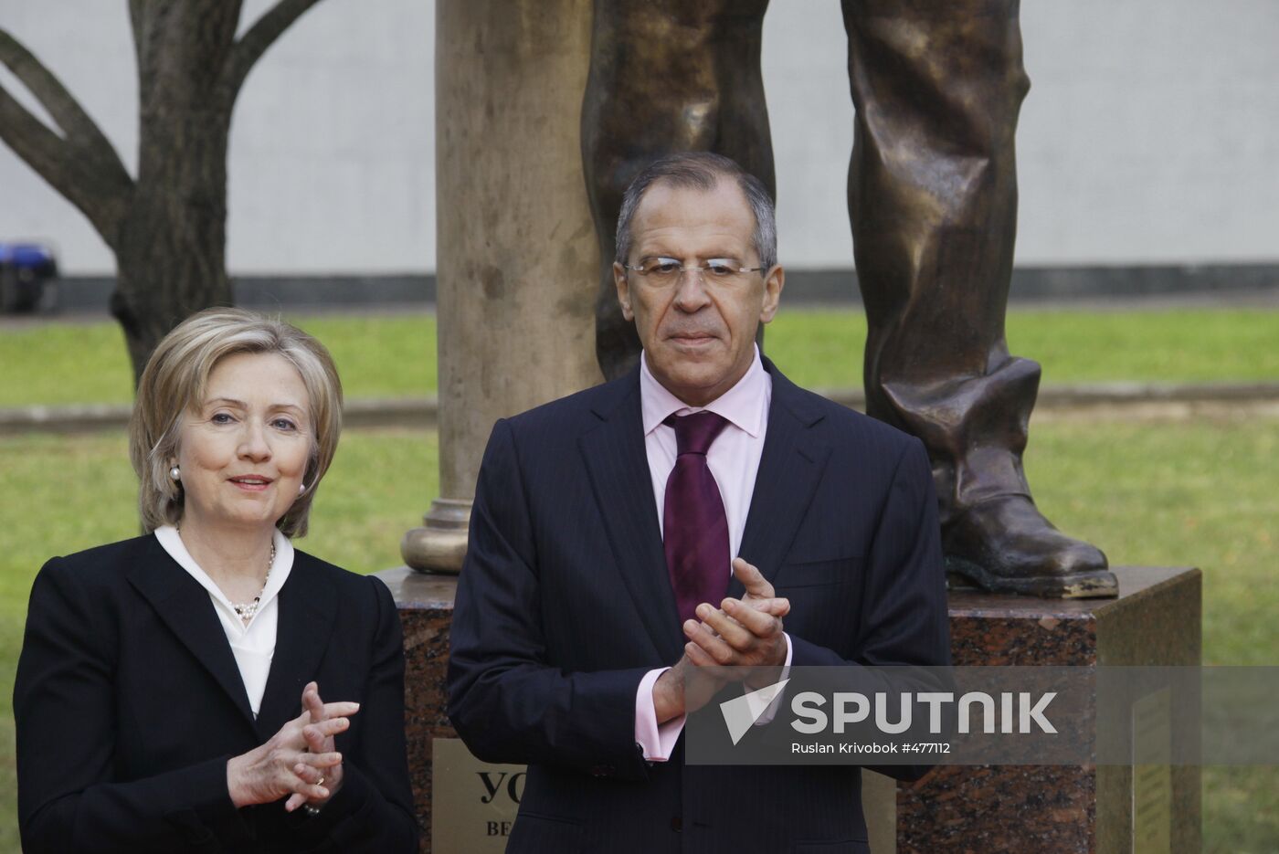 Hillary Clinton, Sergei Lavrov