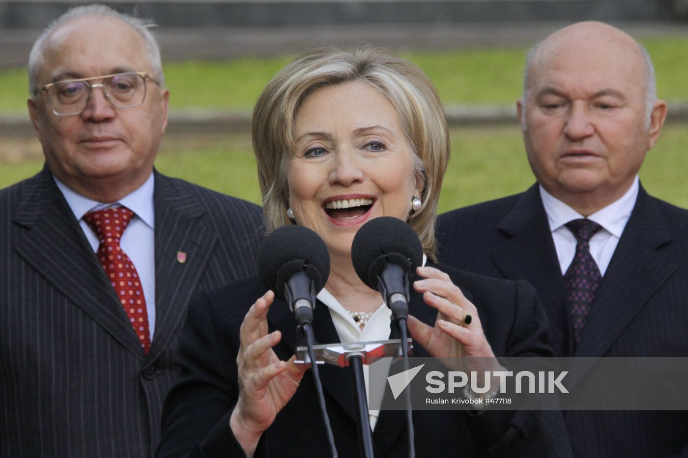 Viktor Sadovnichy, Hillary Clinton, Yury Luzhkov