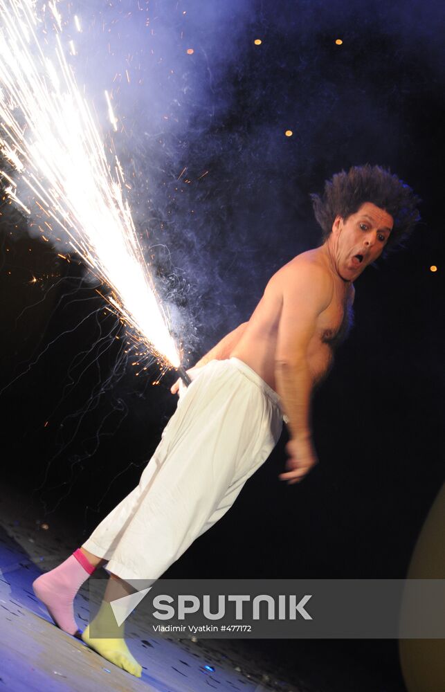 Comedian Chris Lynam