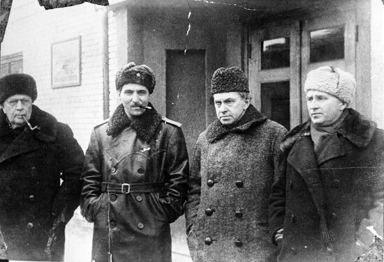 A. Tolstoy, K. Simonov, I. Erenburg, D. Kudryavtsev