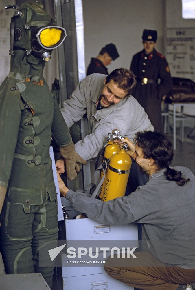 Trade exhibition of Soviet military equipment and gear