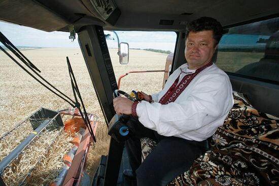 Ukrainian Foreign Minister Petro Poroshenko