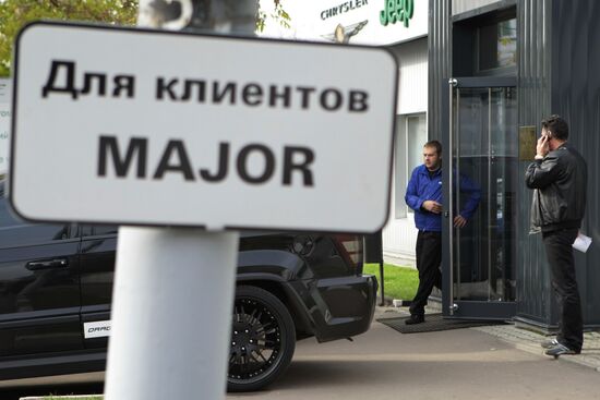 Sign of Major Auto, Renault's dealer