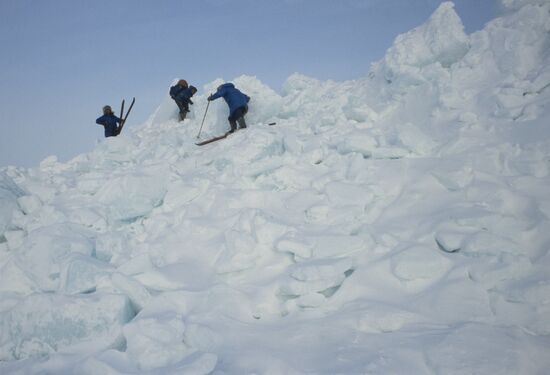 Members of the expedition