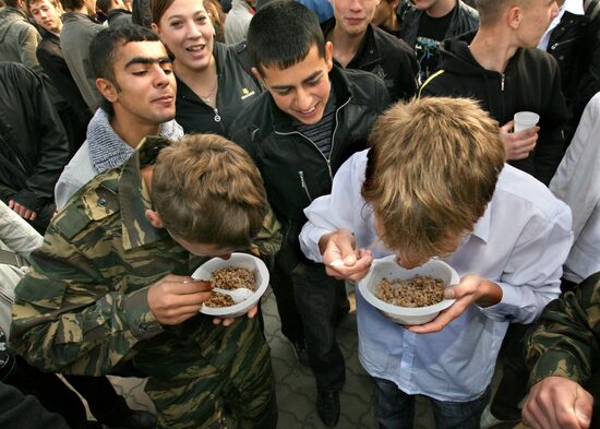 Draftee Day marked in Vladivostok