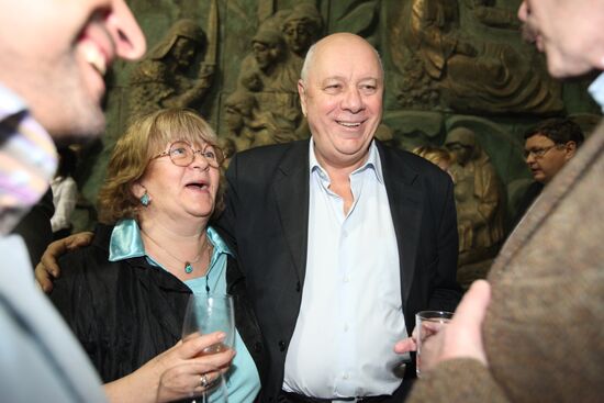 Alla Surikova, Arkady Inin