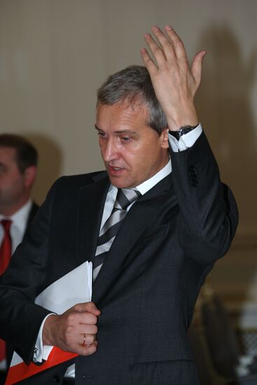 Sergei Yushin