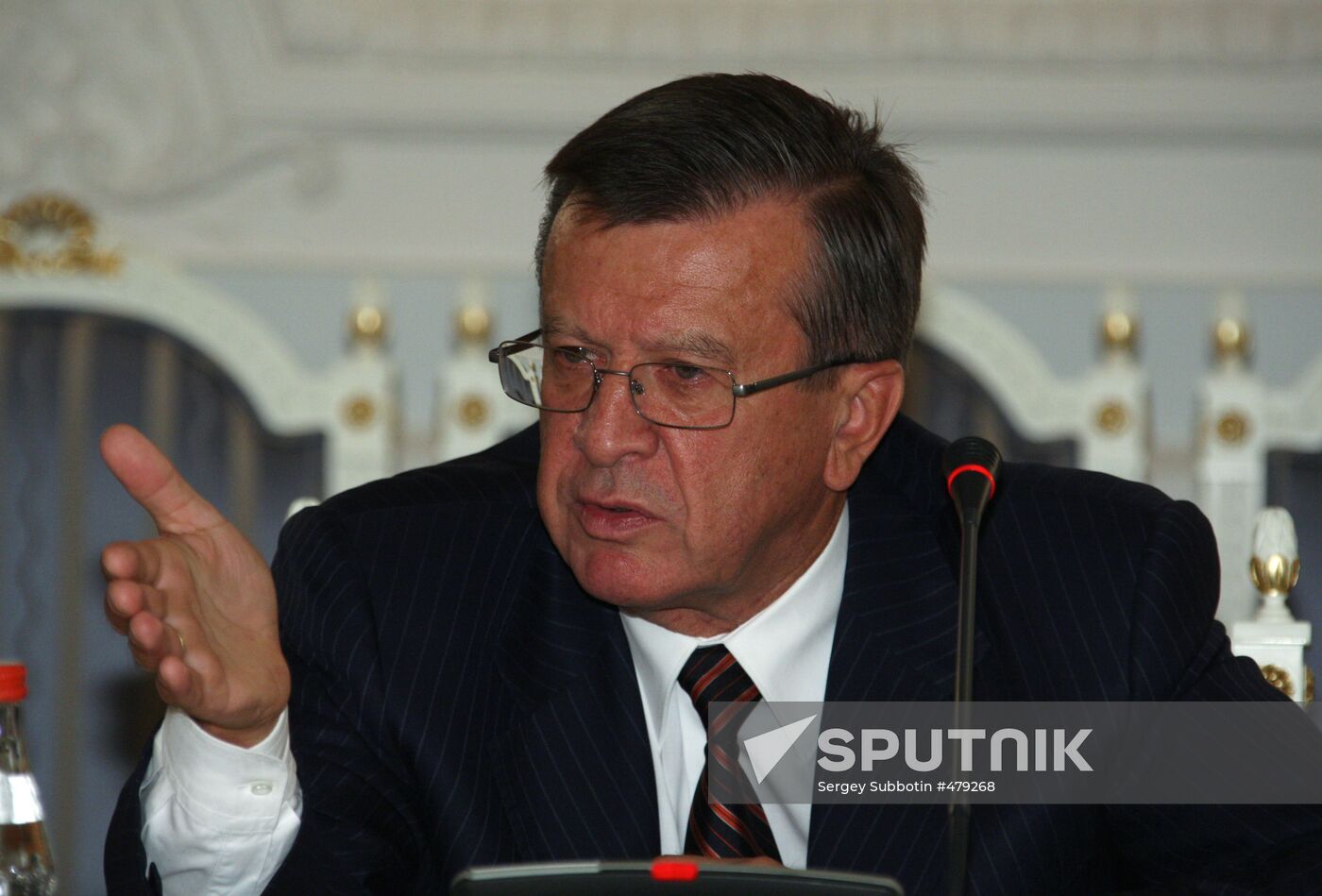 Viktor Zubkov meeting major agriculture businesses