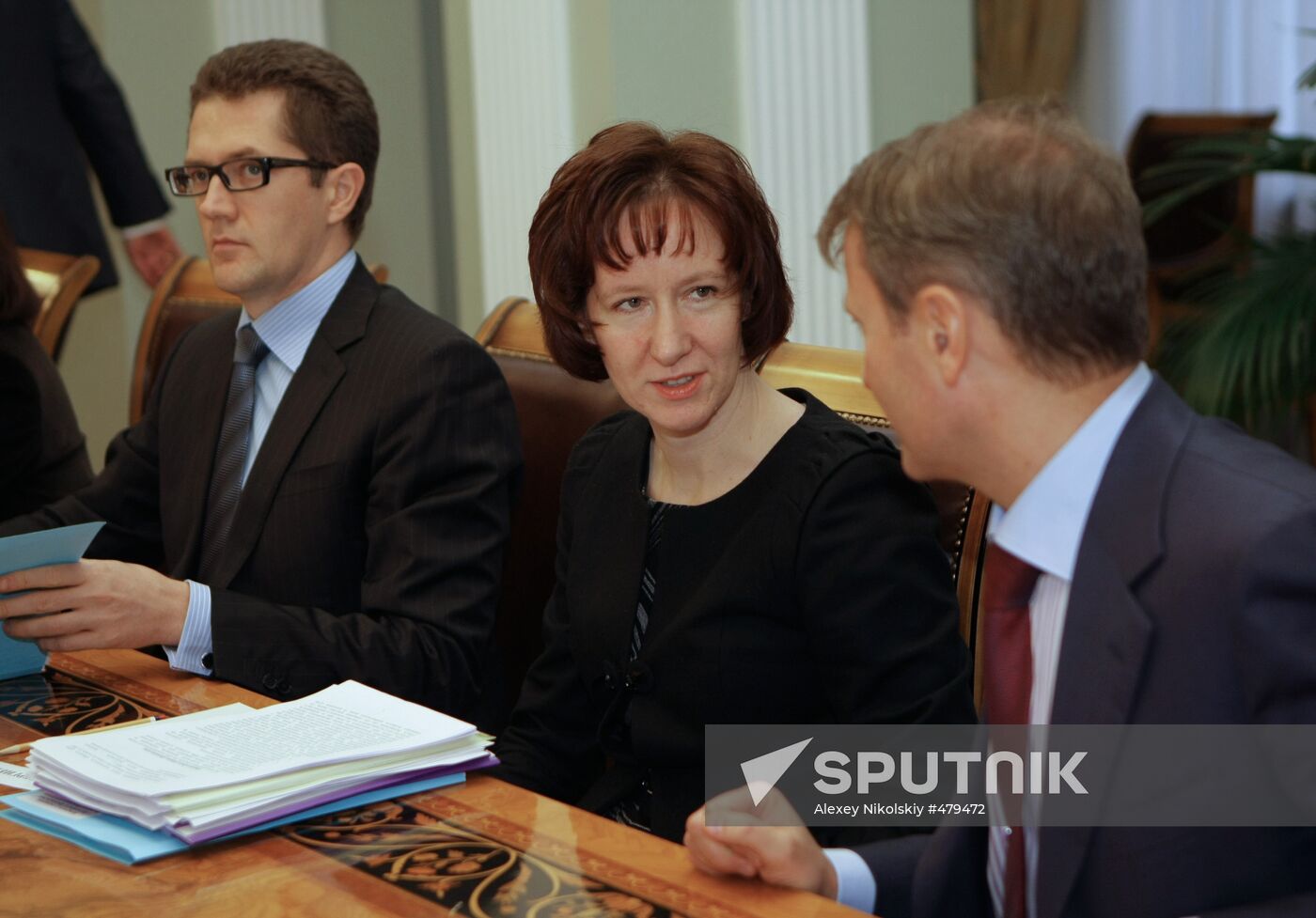 Vladimir Putin chairs meeting on economy