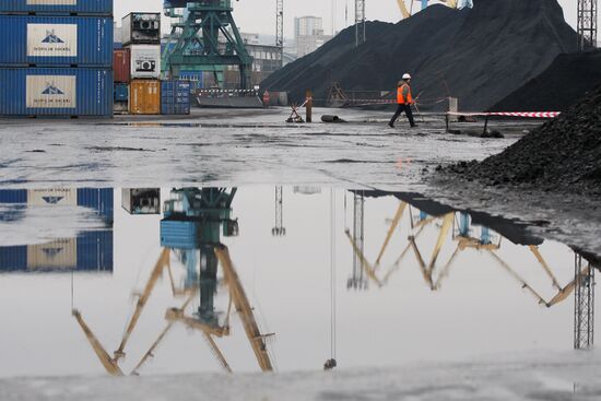 Murmansk Commercial Seaport