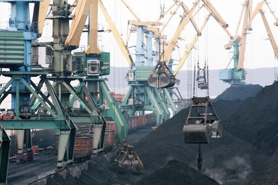 Murmansk Commercial Seaport