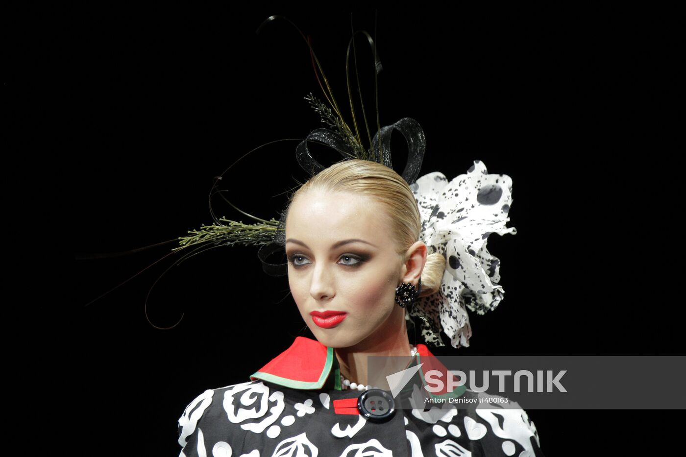 Fashion designer Vyacheslav Zaitsev presents new collection