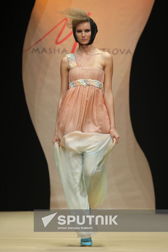 Masha Kravtsova fashion show at Russian Fashion Week