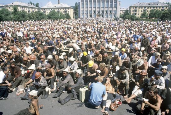 Striking miners
