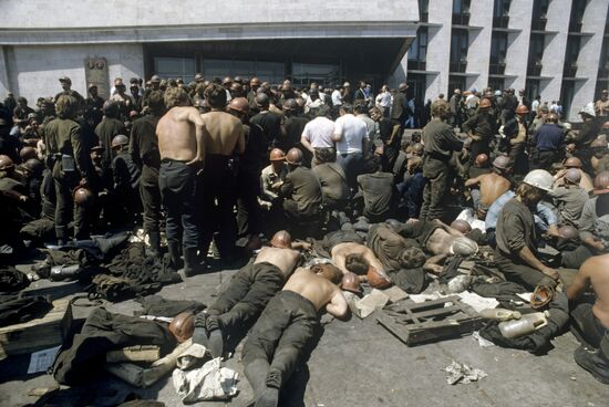 Donbas miners on strike