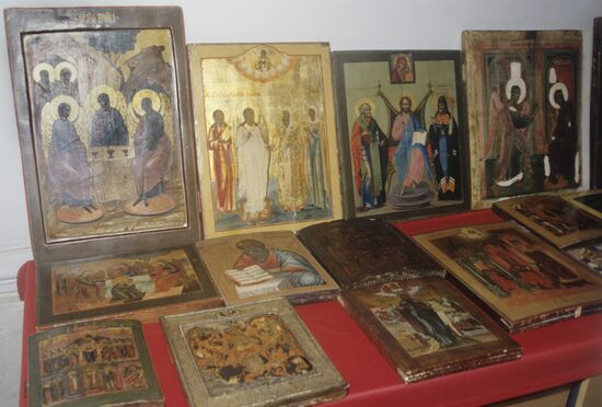 Confiscated icons