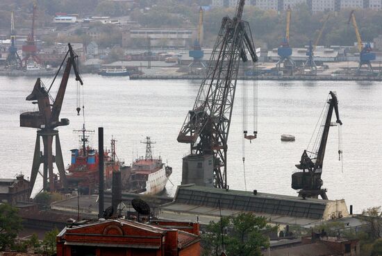 Dalzavod shipyard