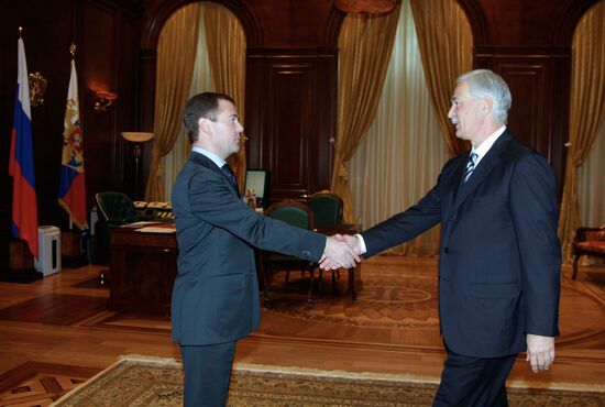 Dmitry Medvedev meets with United Russia leaders