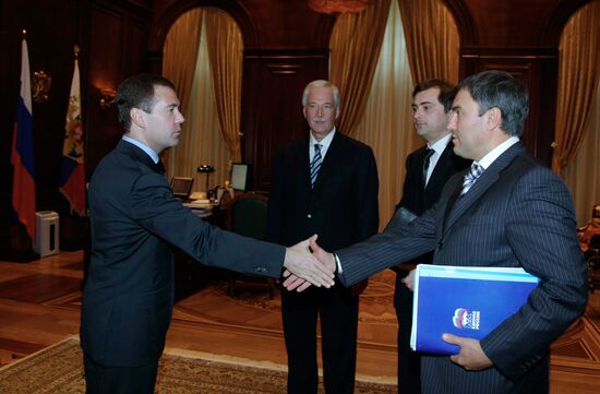 Dmitry Medvedev meets with United Russia leaders