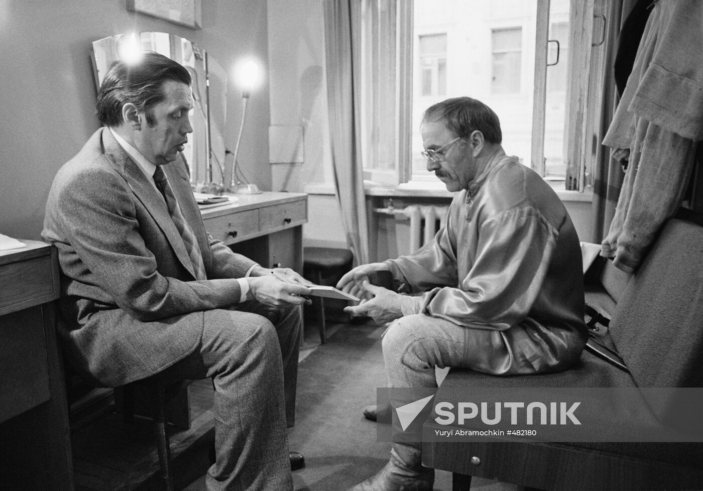 Poet Robert Rozhdestvensky and actor Mikhail Ulyanov