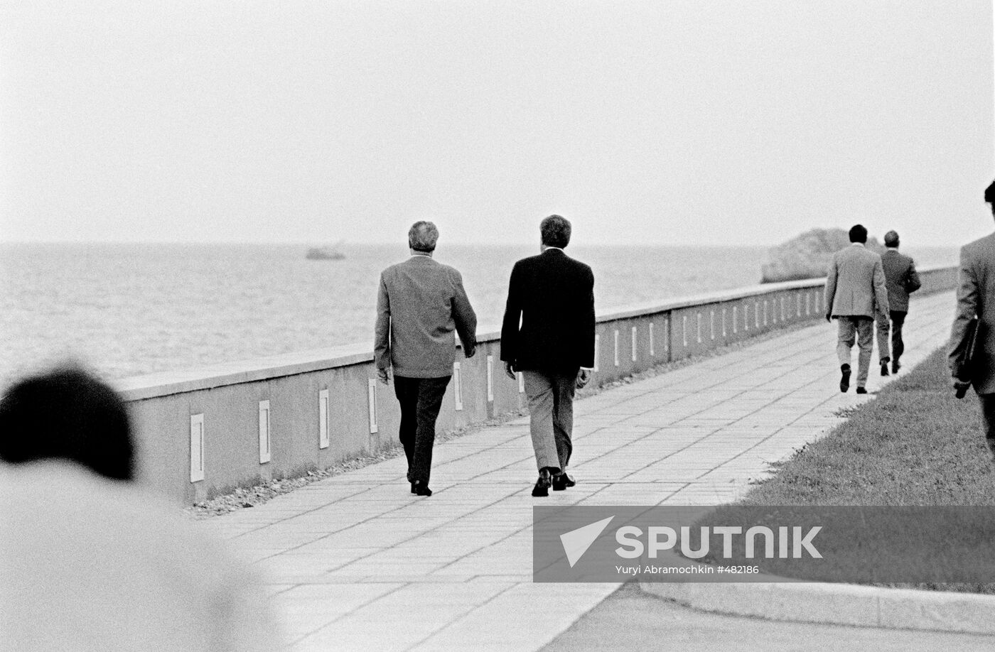 Leonid Brezhnev with Richard Nixon