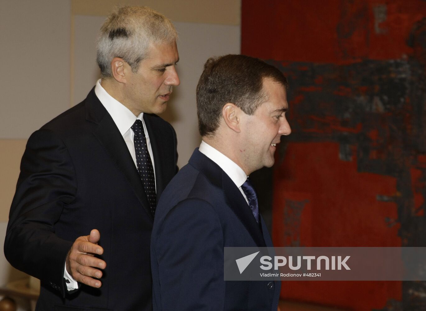 Russian, Serbian Presidents meet