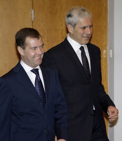 Russian, Serbian Presidents meet