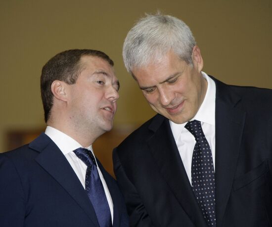 Russian, Serbian Presidents meet