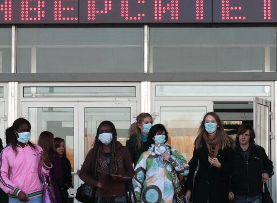 Peoples’ Friendship University quarantined over swine flu
