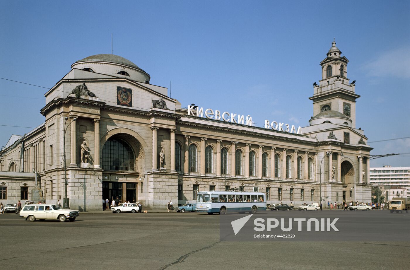 Kievsky railway station