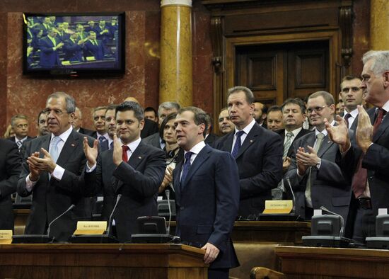 Dmitry Medvedev speaks at Serbian Parliament
