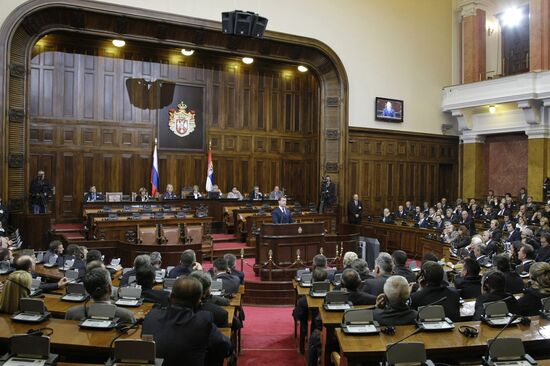 Dmitry Medvedev speaks at Serbian Parliament