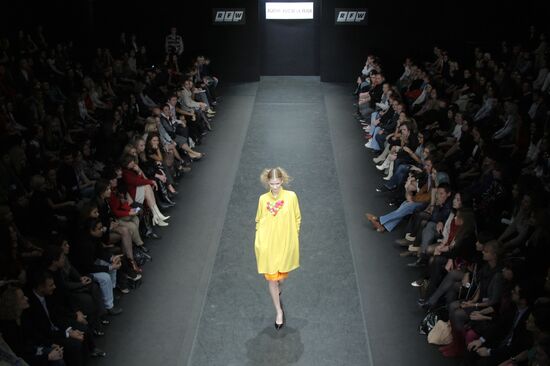 Agatha Ruiz de la Prada collection show