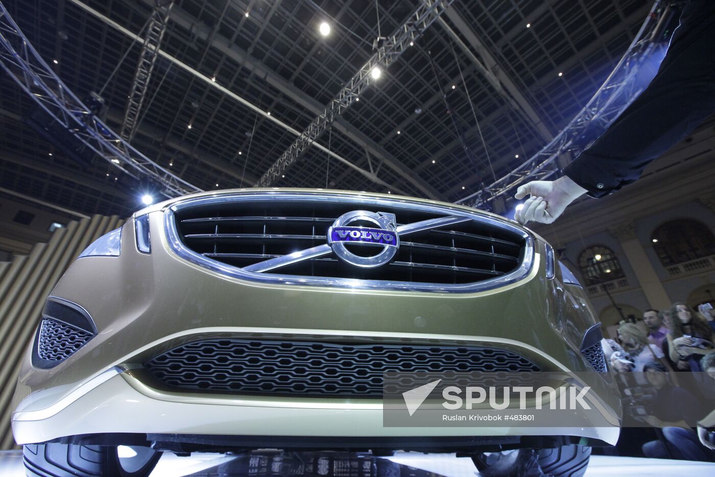 Volvo S60 Concept Car unveiled