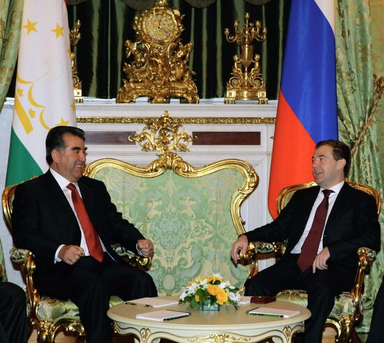 Tajik President Emomali Rakhmon visits Russia
