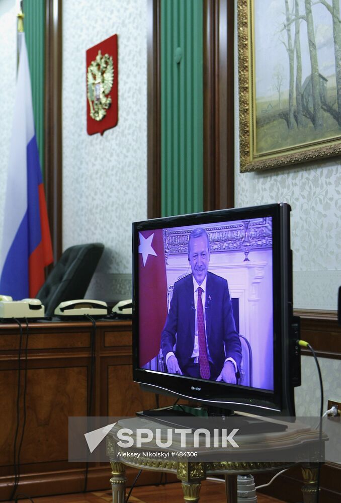 Vladimir Putin and Recep Erdogan hold teleconference