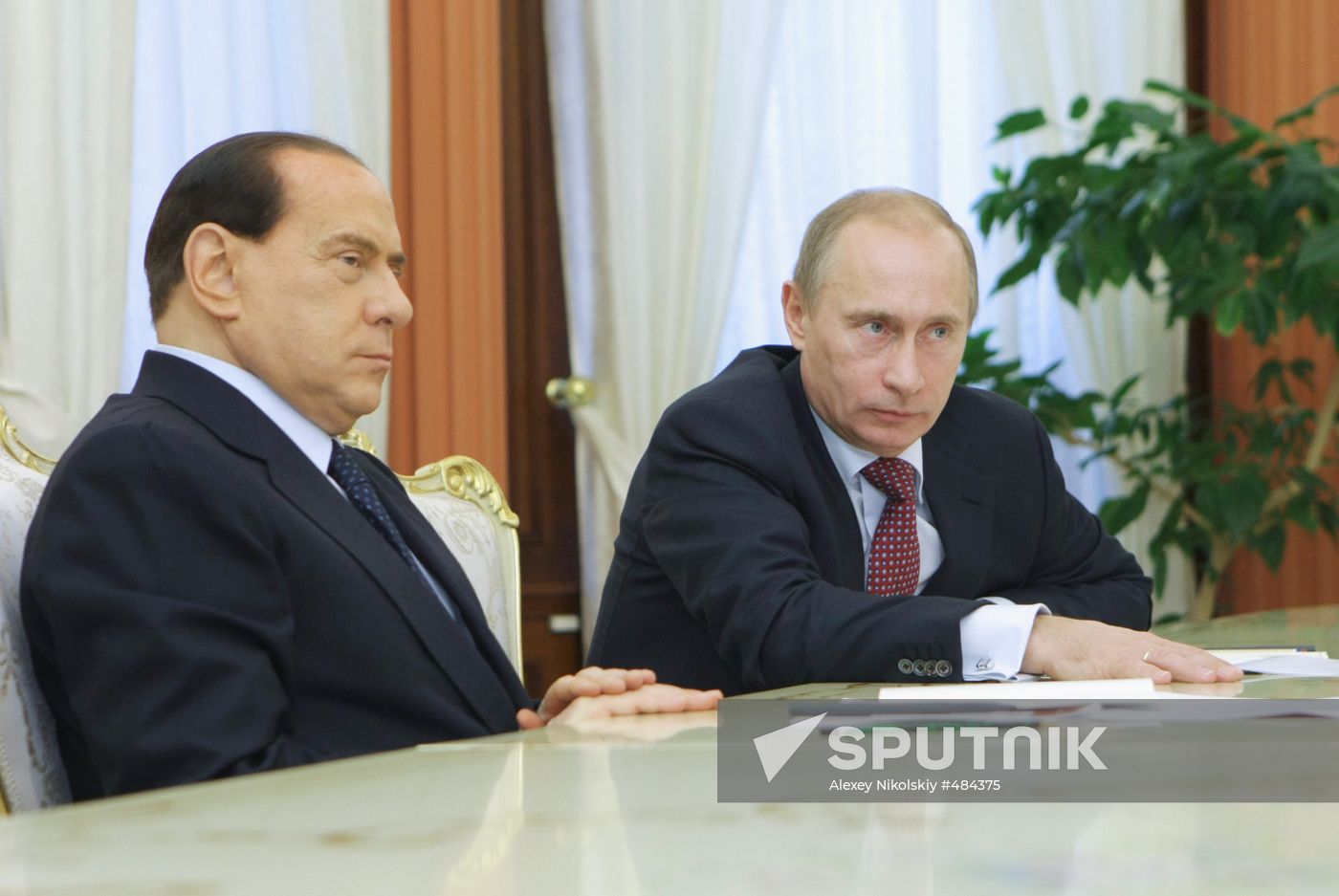 Russian, Italian Prime Ministers meets with Russian top managers