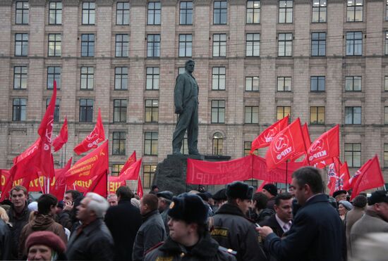 Rally on Triumfalnaya square