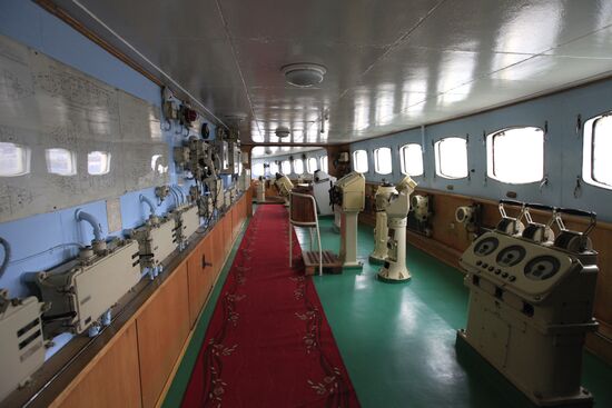 Nuclear-powered ice-breaker Lenin